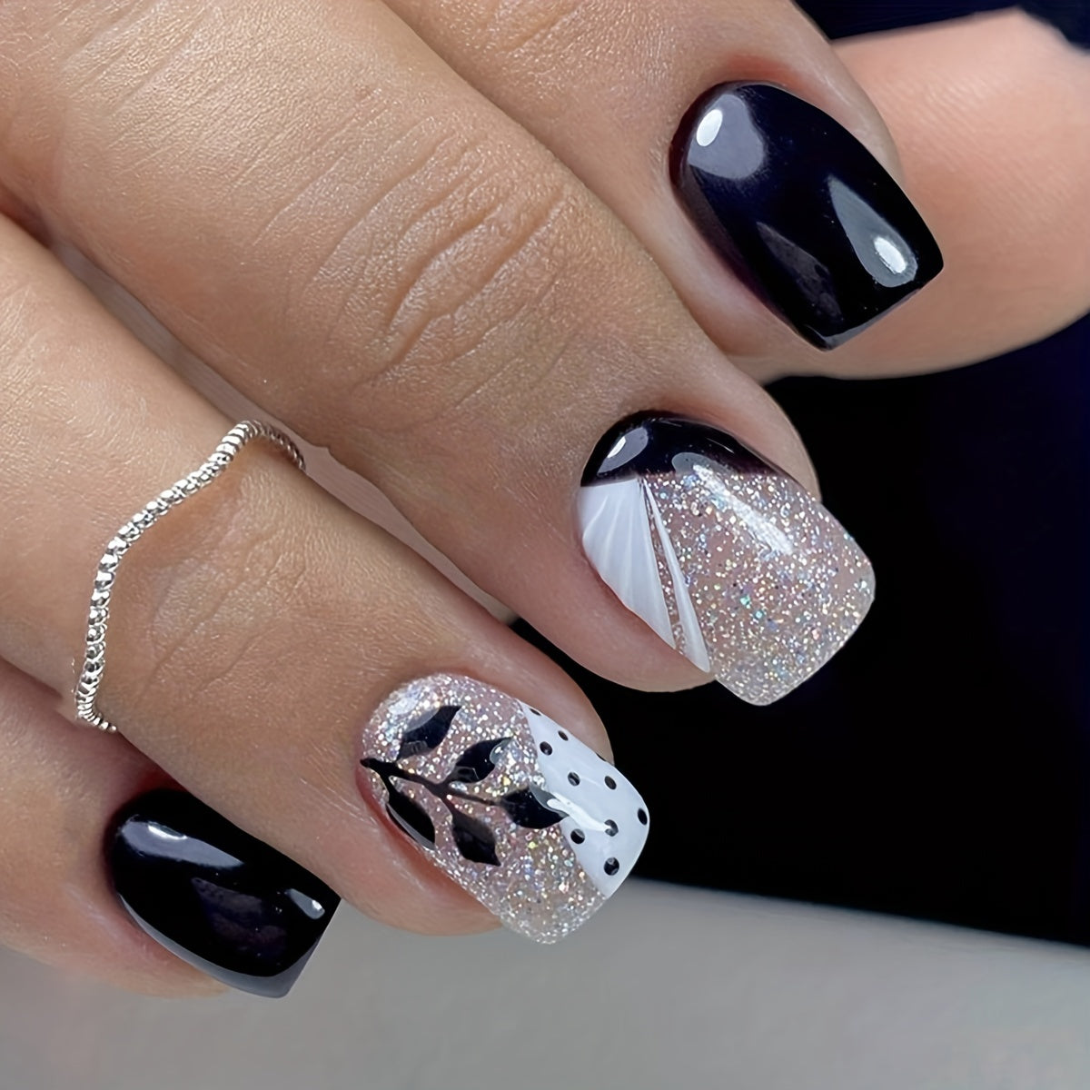 24pcs Short Square Black Vine Dark Butterfly Leaves French Color Matching Fashion European and American Ins Style Sweet Cool All-match Hot Girl Black Beauty Glitter Wearable Removable False Nail Roll One & Jelly Glue One