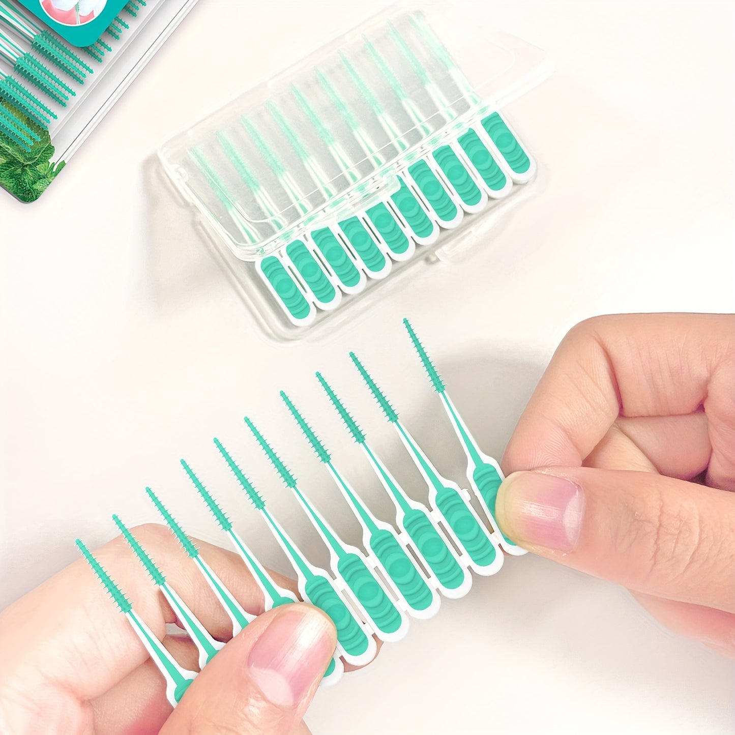 100pcs/Pack Soft Rubberized Dental Picks Mint Brush Picks, Floss Interdental Brush Cleaners, Single Oral Health Interspace Brush, Stubborn Stains Removal, Orthodontic Dental Toothbrush Braces Cleaning Toothbrush travel must h